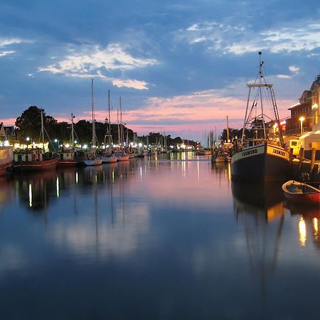 Ostseeblick, Direkt Am Alten Strom Rostock Esterno foto